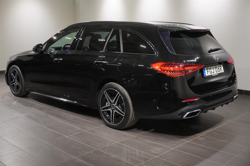 Bild 3 av Mercedes-Benz C 300 T e 300e Kombi AMG Premiumpaket Plus Panorama Drag 360° HUD
