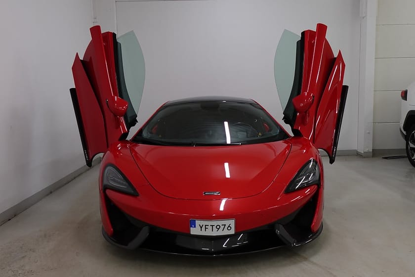 Bild 2 av McLaren 570S 570GT 3.8 V8 B&W Lift Kolfiber Sport-avgas Sv-såld En ägare