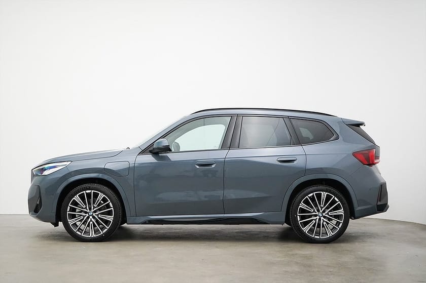 Bild 3 av BMW X1 xDrive30e / 326hk / M-Sport / Drag / CarPlay