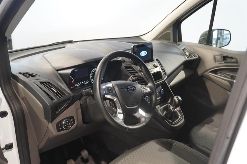 Bild 2 av Ford Transit Connect 240 Backkamera Dragkrok Lågamil