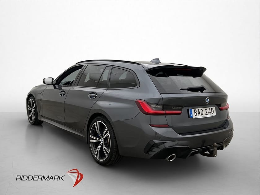Bild 5 av BMW 330e Touring 292h M-Sport Drag Navi Ambient Carplay