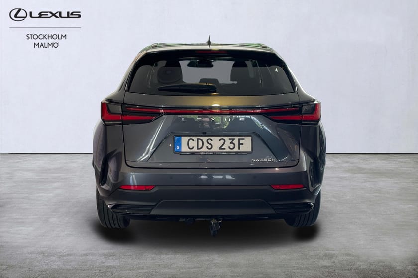 Bild 3 av Lexus NX 350h AWD Executive 242hk P-värm 360° Drag Navi