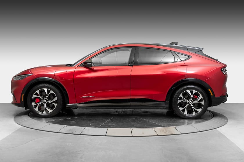 Bilde 2 av Ford Mustang Mach-E Long Range AWD LR 540WLTP / H.FESTE/ B&O / PANO+++