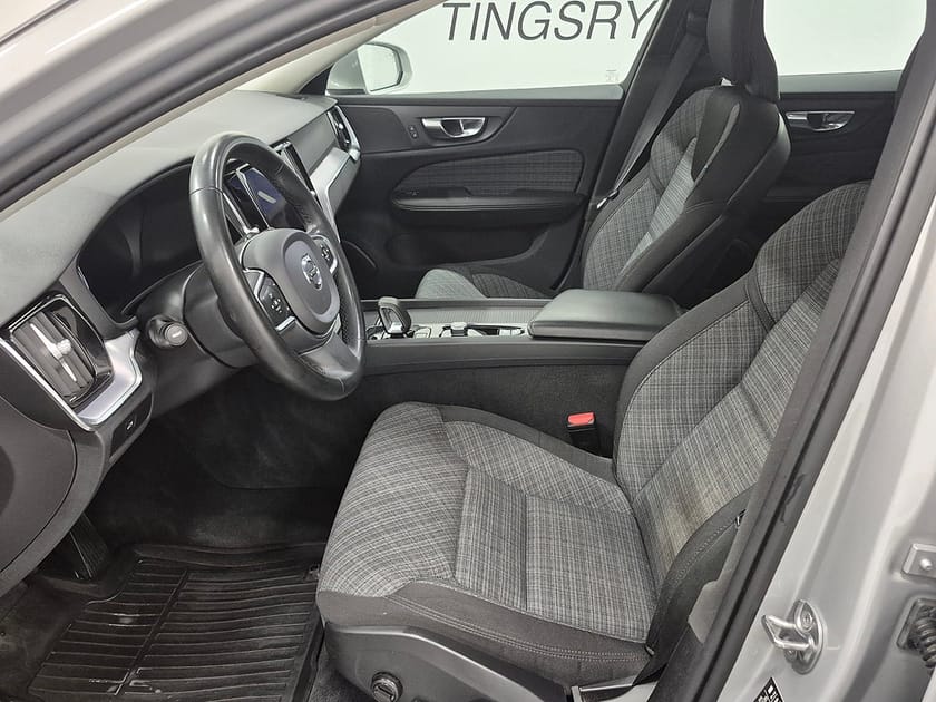 Bild 2 av Volvo V60 B4 MILDHYBRID 197HK Core