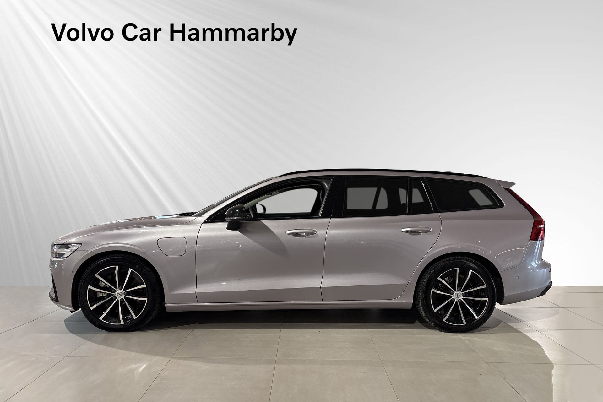 Volvo V60 T6 Plug-In Hybrid AWD 2026, bild 3/10