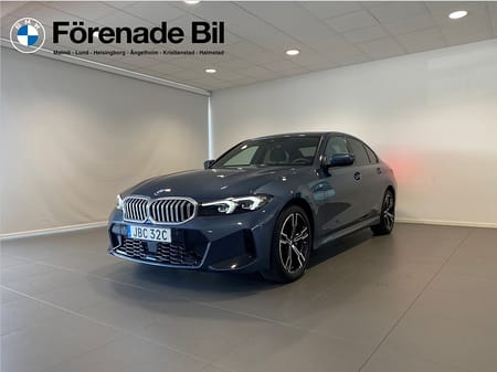 BMW 330e Sedan Sportdesign Rattvärme Drag