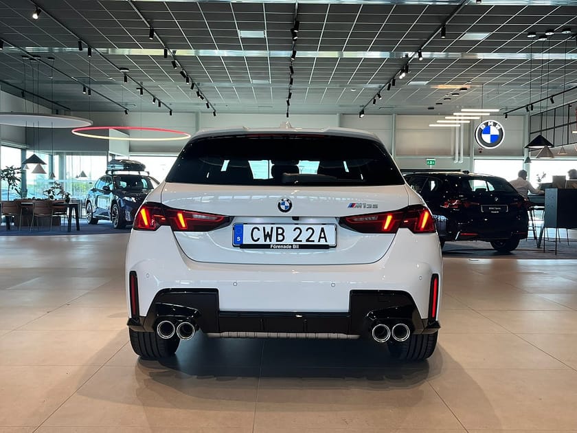 Bild 5 av BMW M135 xDrive Driving Assistant Harman/Kardon 300hk