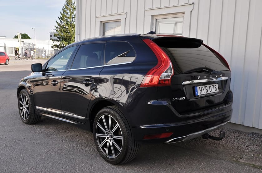 Bild 3 av Volvo XC60 D4 AWD Aut Classic Summum Skinn Drag Voc 20"