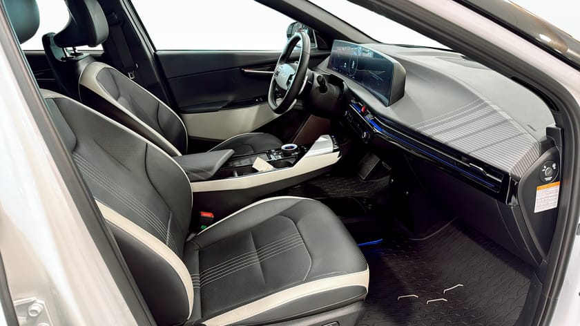 Bild 3 av Kia EV6 GT LINE AWD SOLLUCKA 3,95% RÄNTEKAMPANJ