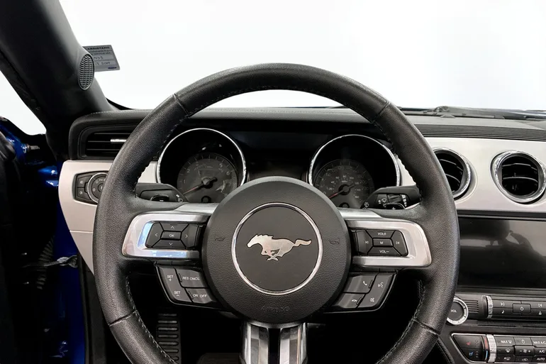 Ford Mustang Convertible