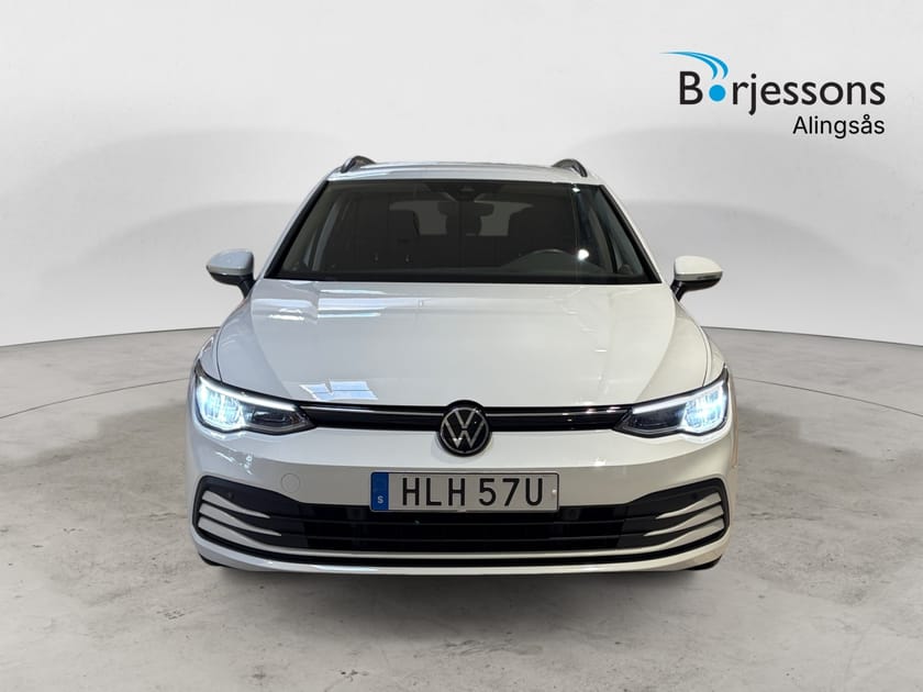 Bild 4 av Volkswagen Golf Sportscombi eTSI 131hk Drag/Värmare/Backkamera