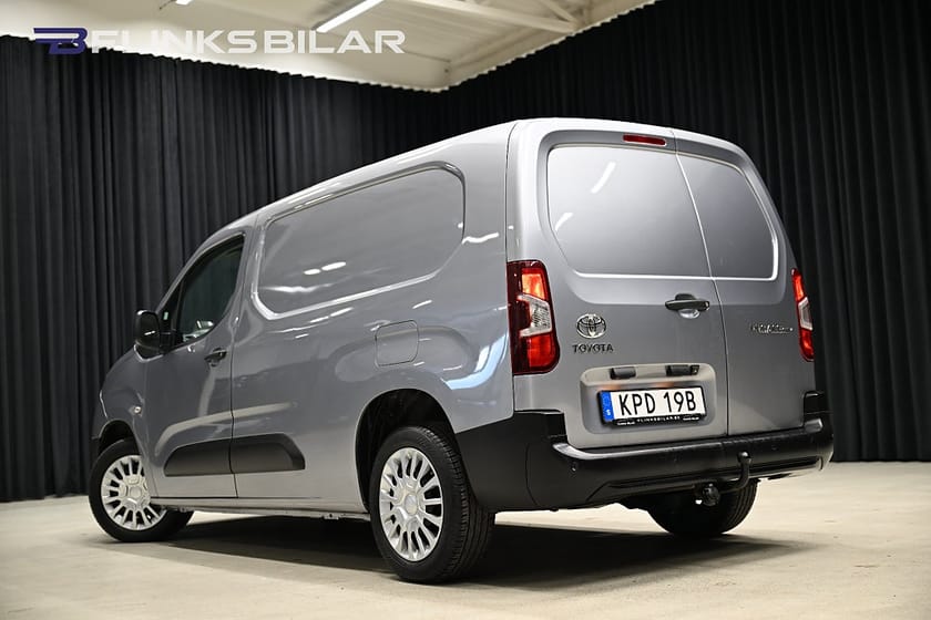 Bild 4 av Toyota ProAce City 1.2 Turbo 130HK L2|Automat|Drag|Backkamera|EnÄgare