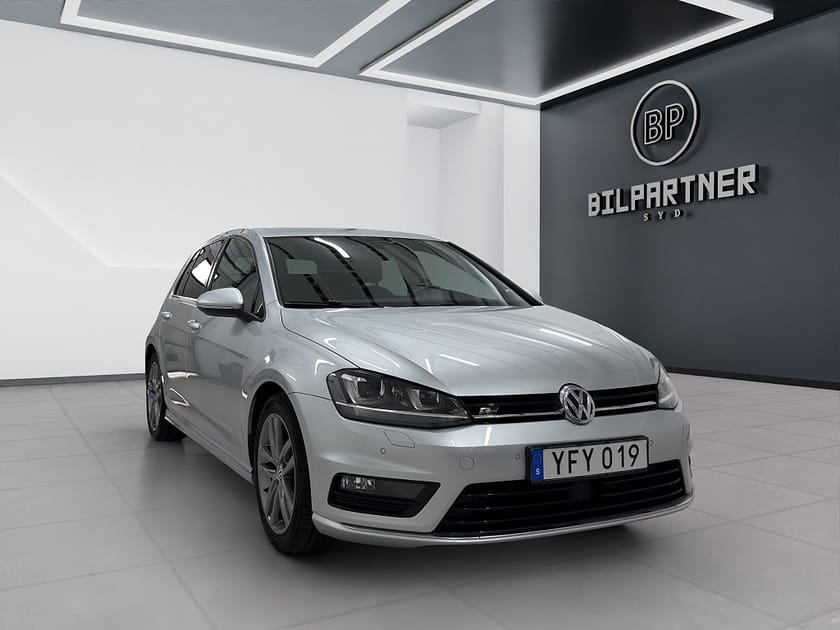 Bild 4 av Volkswagen Golf 5-dörrar 1.4 TSI BMT GT/S+V Däck/R-line/Dragkrok