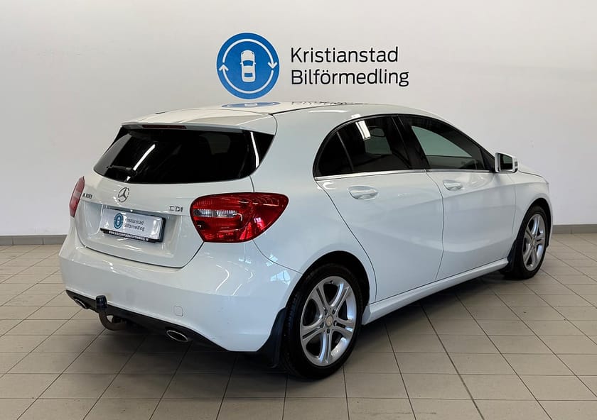 Bild 5 av Mercedes-Benz A 180 CDI Urban Panoramasoltak, Delläderklädsel, Drag