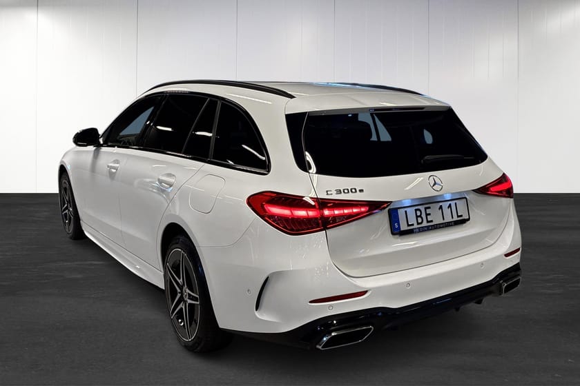 Bild 4 av Mercedes-Benz C 300 T e 9G-Tronic | AMG | Burmester | Drag | Nightpaket |