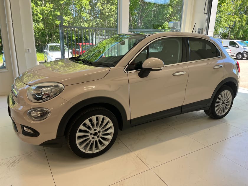 Bild 2 av Fiat 500X Mycket fint skick