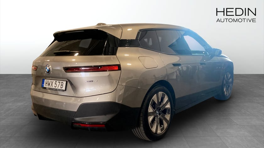 Bild 2 av BMW iX xDrive50 / Head up / 360 Kamera / komfortöppning