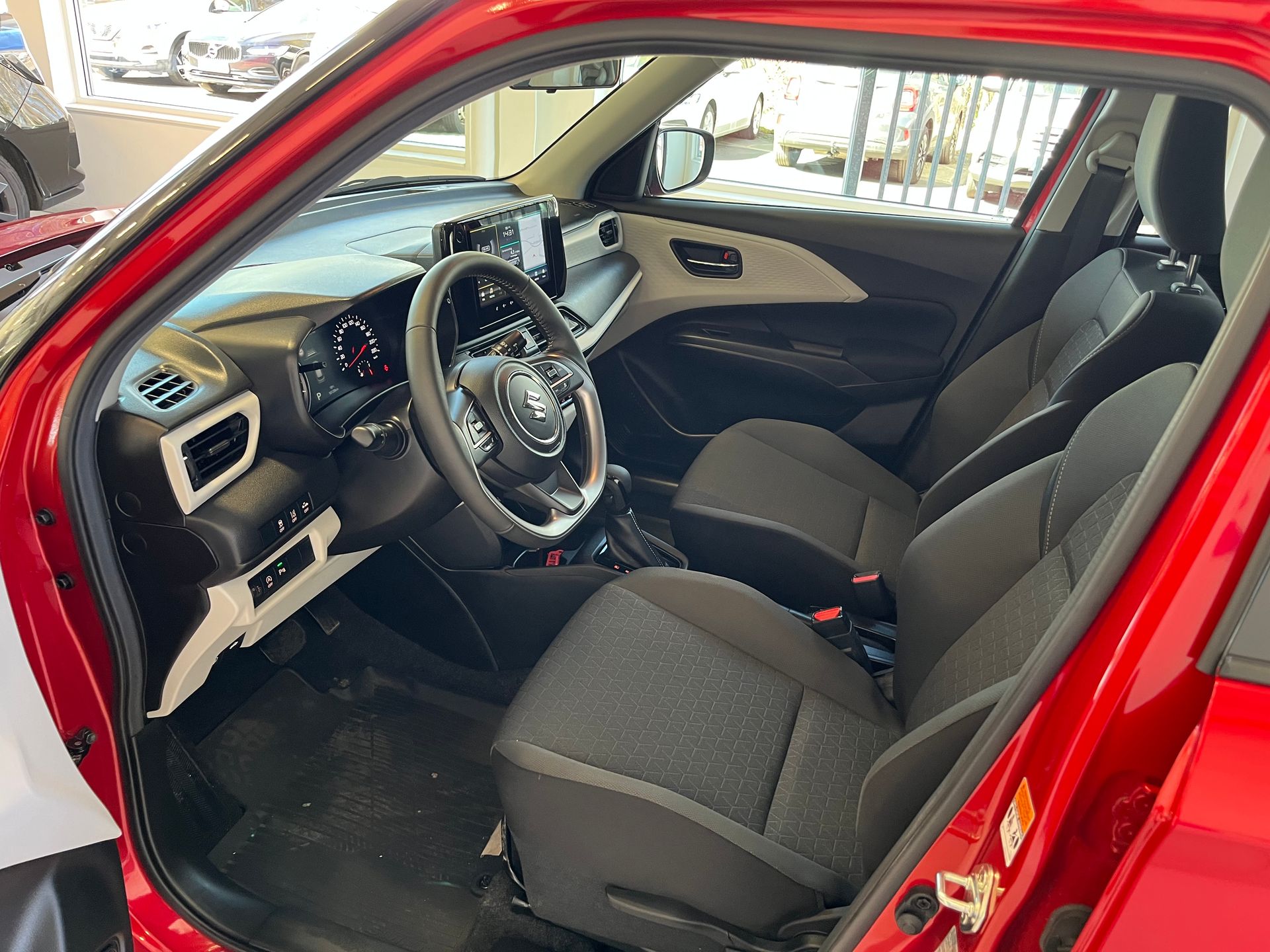 Suzuki Swift Hybrid 2025, bild 5/10