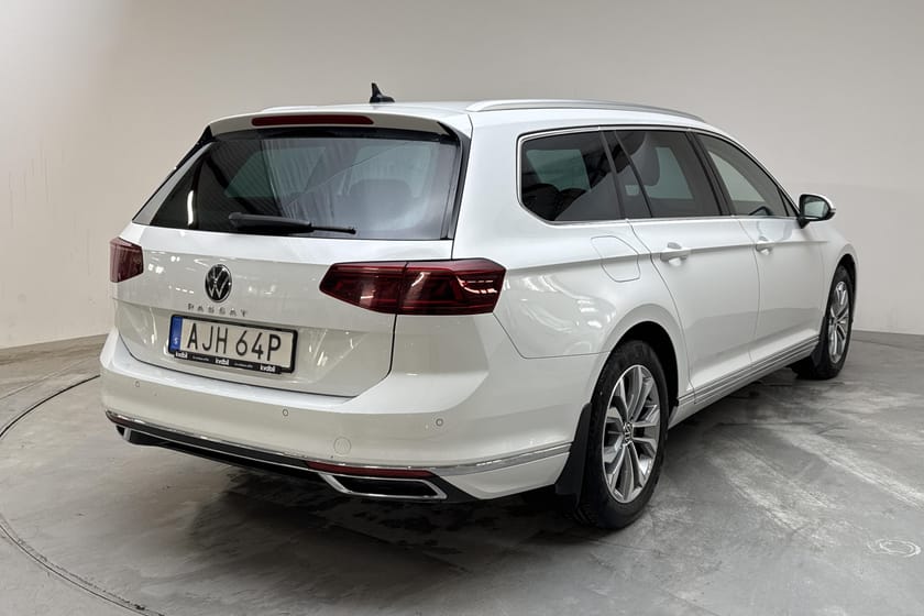 Bild 3 av Volkswagen Passat Sportscombi 2.0 TDI (200hk)