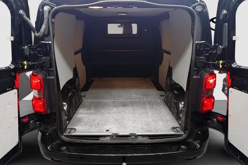 Bild 4 av Toyota Proace Electric 75 KWH MEDIUM COMFORTPLUS 2 DÖRRAR V-HJUL