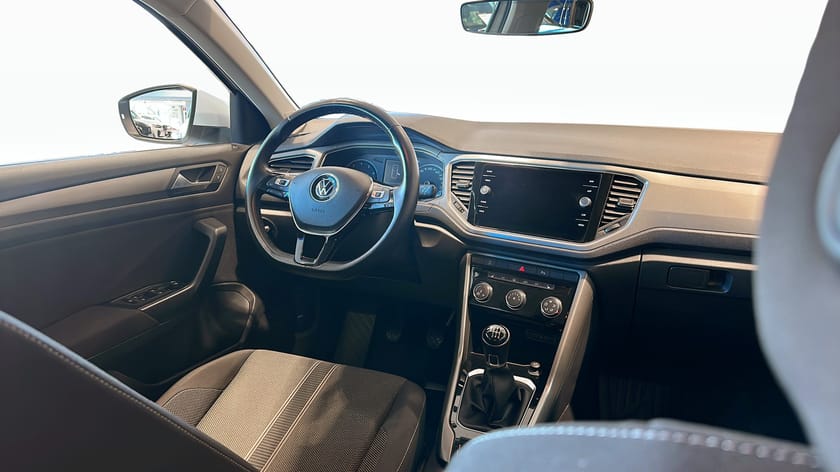 Bild 4 av Volkswagen T-Roc 1.0 TSI 110 HK