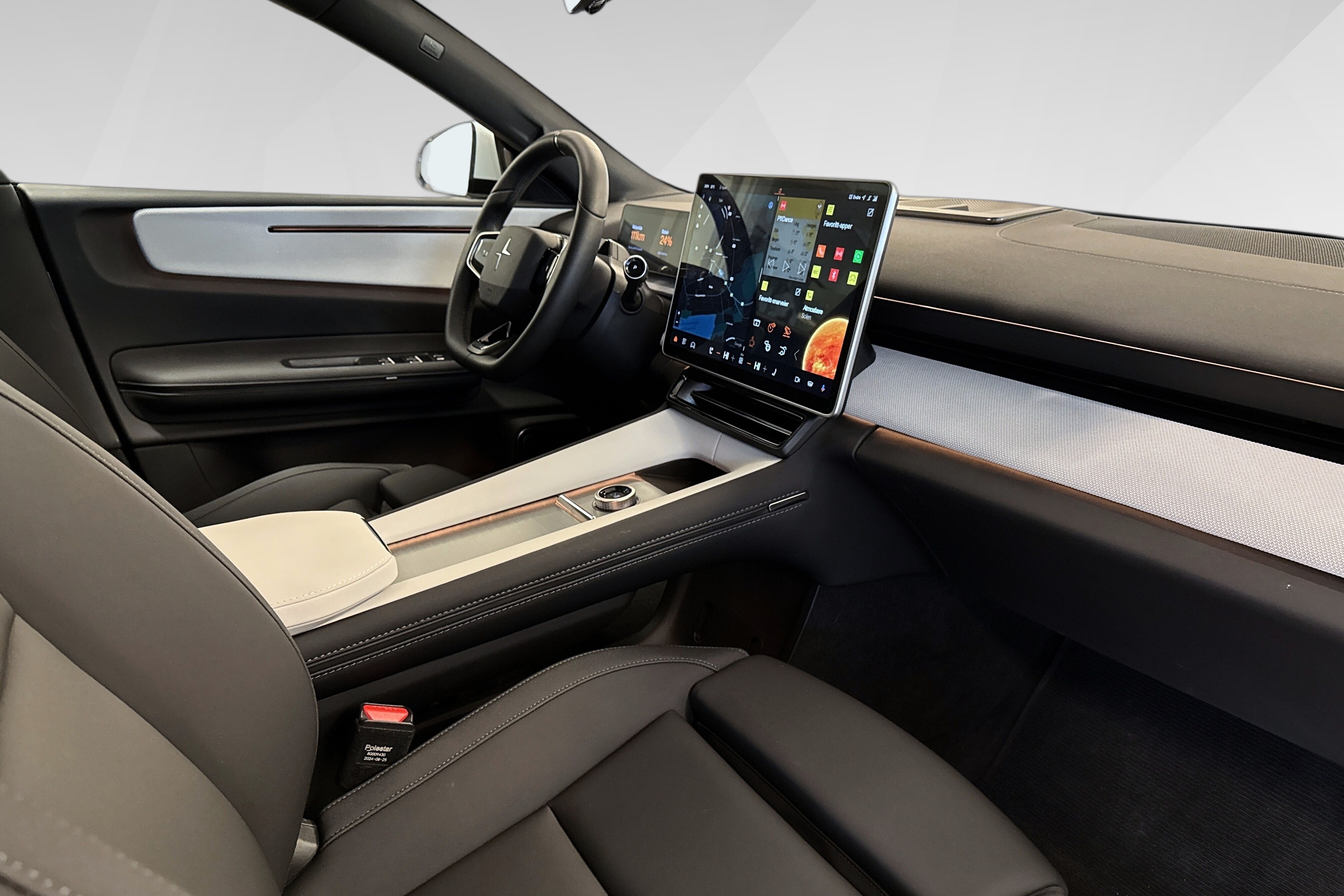 Polestar 4 Long Range Dual motor bilde 17