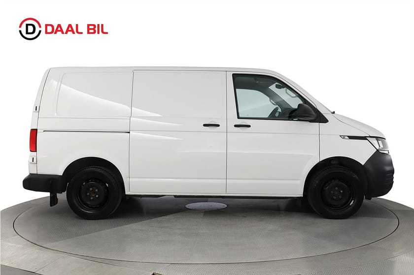 Bild 5 av Volkswagen Transporter T30 2.0 TDI SCR 150HK DRAGKROK B-KAMERA VÄRMARE CARPLAY
