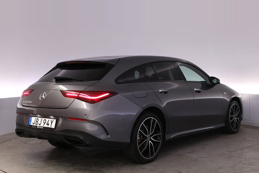 Bild 5 av Mercedes-Benz CLA 250 e Shooting Brake AMG 360 Burmester BSM