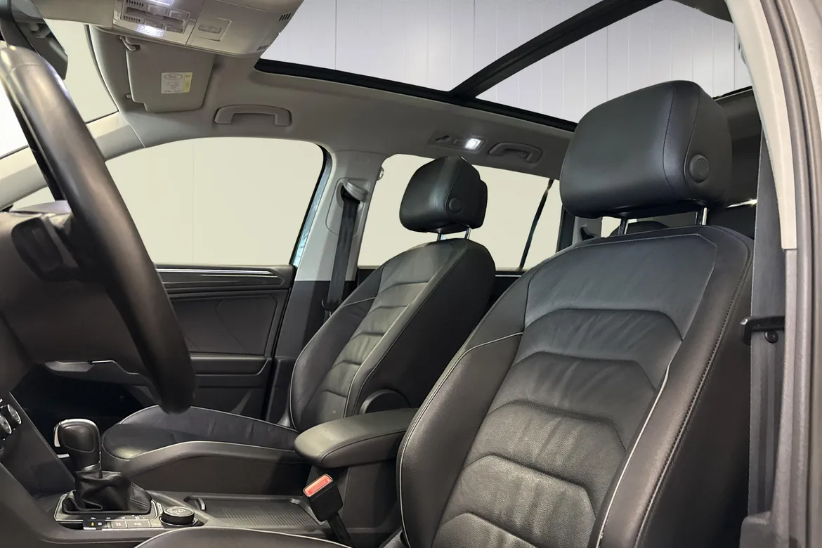 picture of a car