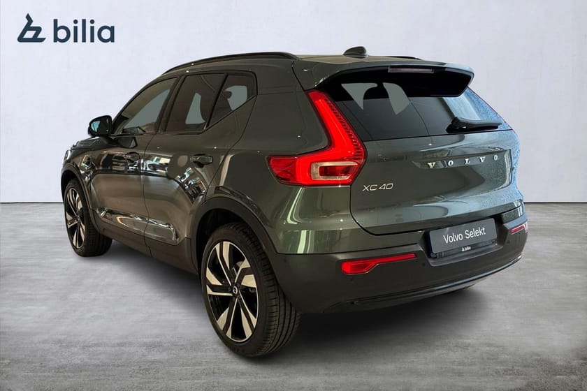 Bild 2 av Volvo XC40 B4 FWD Bensin Ultra Dark