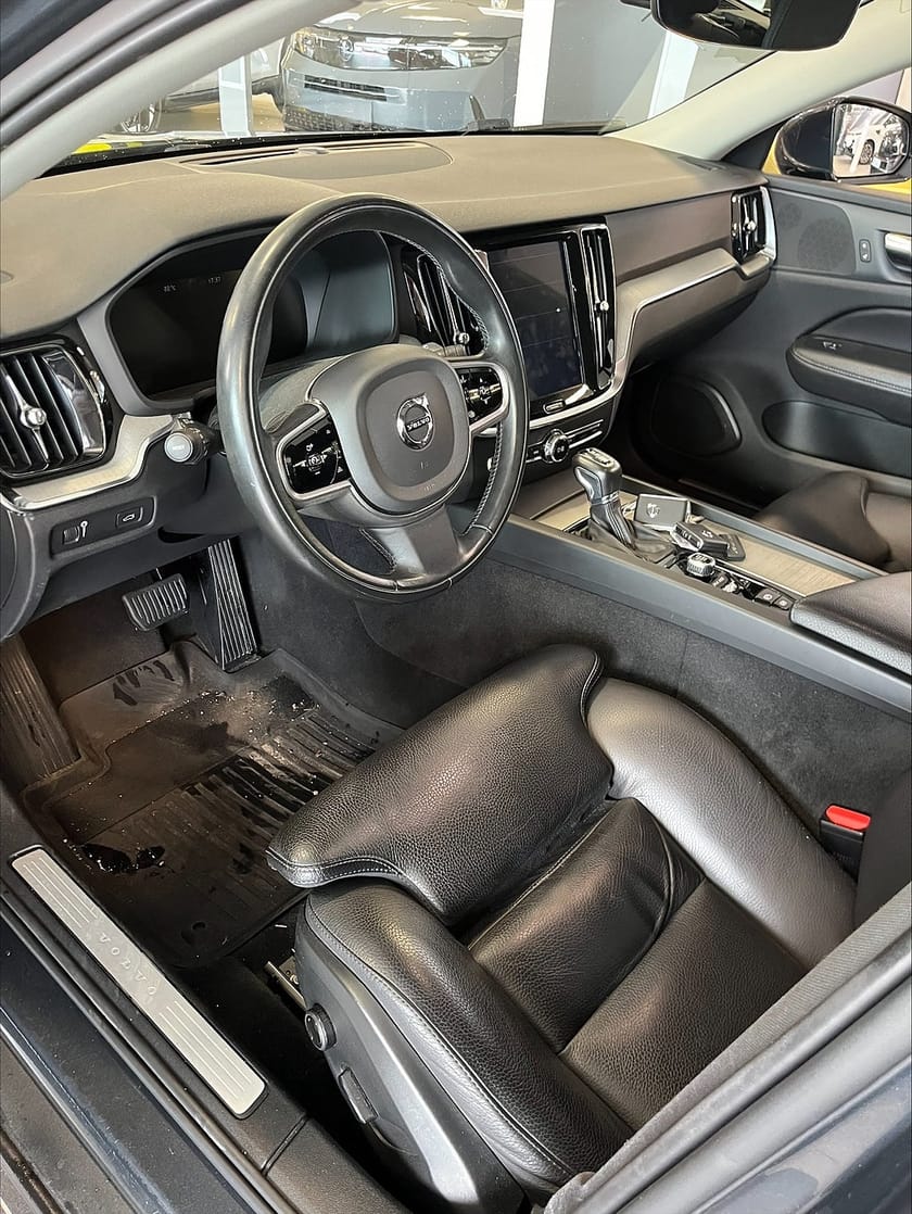 Bild 3 av Volvo V60 D3 AWD Geartronic Inscription / Backkamera / Dragkrok