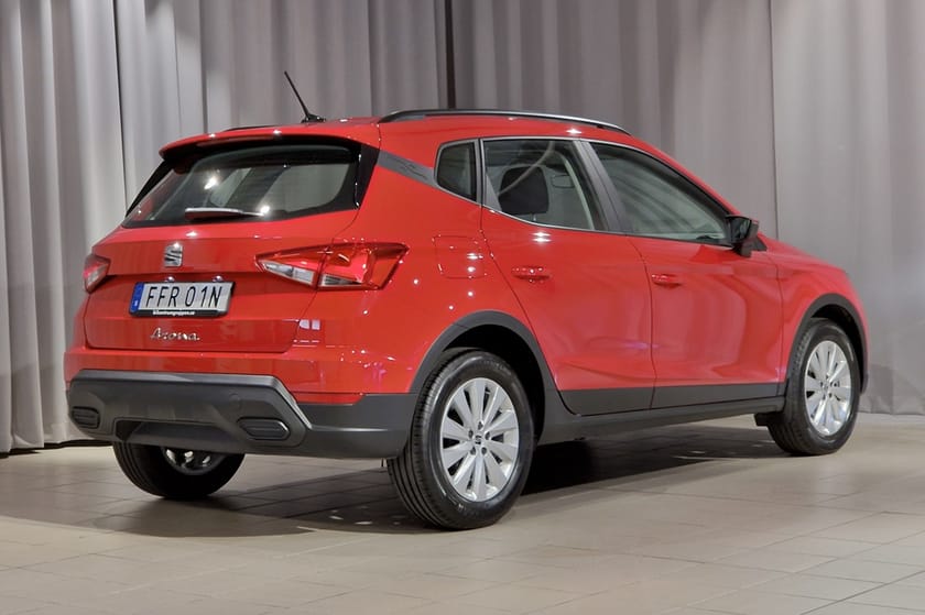 Bild 4 av SEAT Arona | Farthållare | Cockpit | Navi | Full link | 95 hk