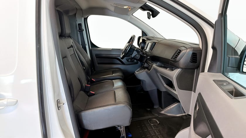 Bild 3 av Peugeot e-Expert 75 136 Hk / Kamera / CarPlay