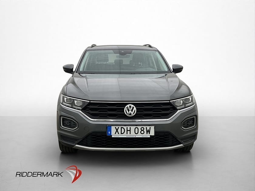 Bild 2 av Volkswagen T-Roc 1.5 TSI 150hk Kamera Drag Värmare CarPlay