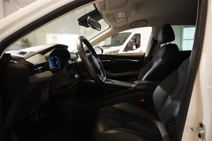 Bild 5 av MG 5 Long Range 61 kWh Luxury Apple CarPlay Kamera Fartpilot