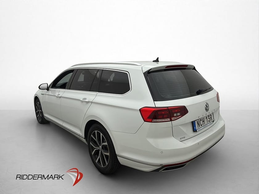 Bild 5 av Volkswagen Passat Sportscombi GTE SC  1.4 TSI 218hk Cockpit Navi P-värm