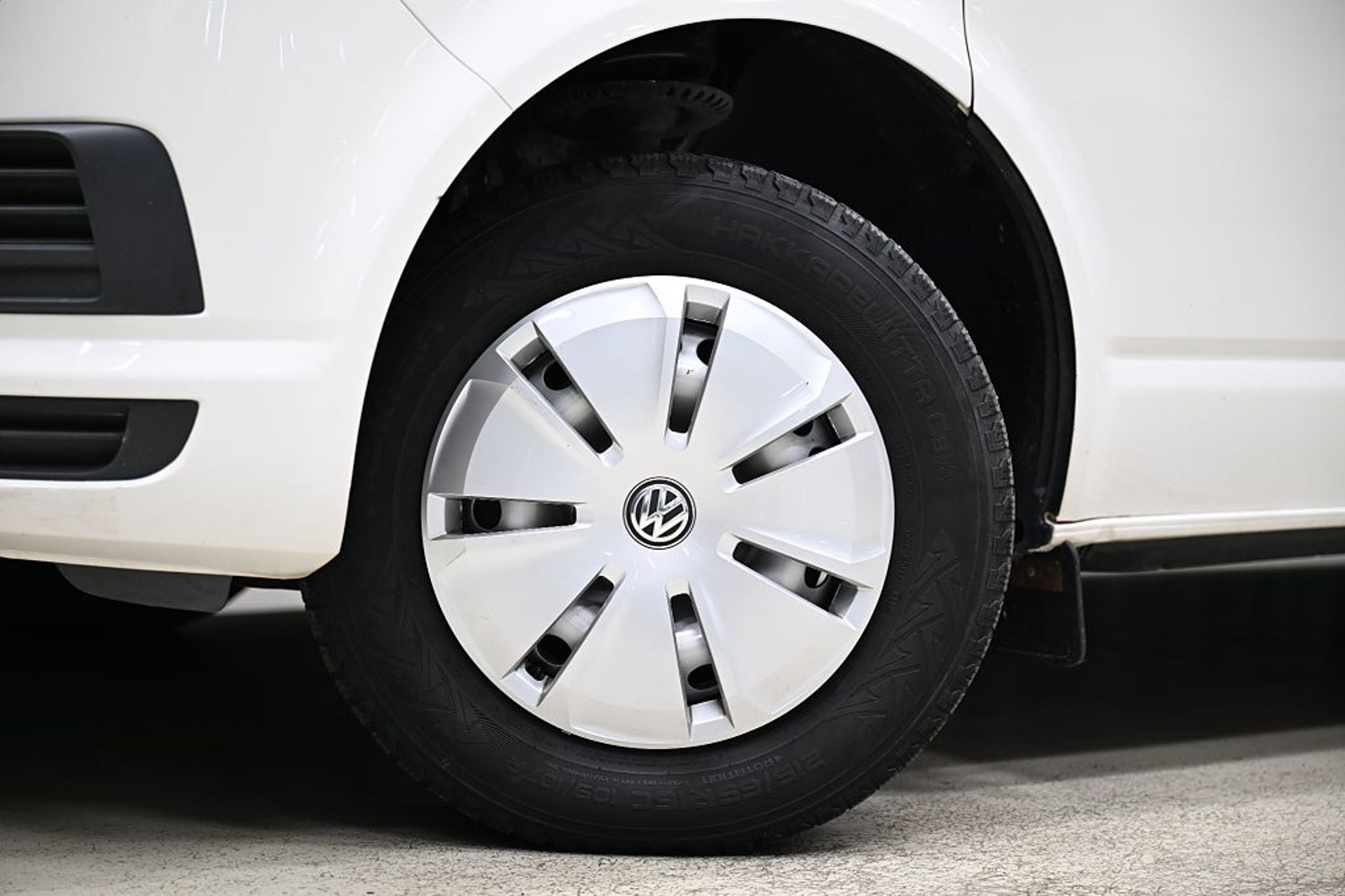 Volkswagen Transporter 2019, kuva 4/10