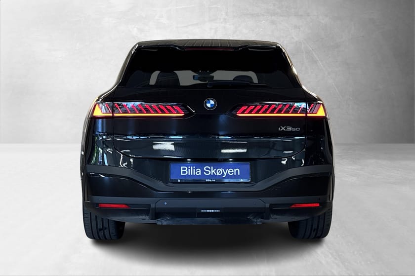 Bilde 3 av BMW iX3 50 xDrive xDrive50, H/K, Panorama, H.Feste, Multifunk, ACC