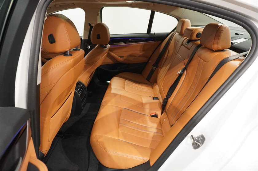 Bild 5 av BMW 530e xDrive iPerformance Sedan Sport Line Taklucka Softclose PA