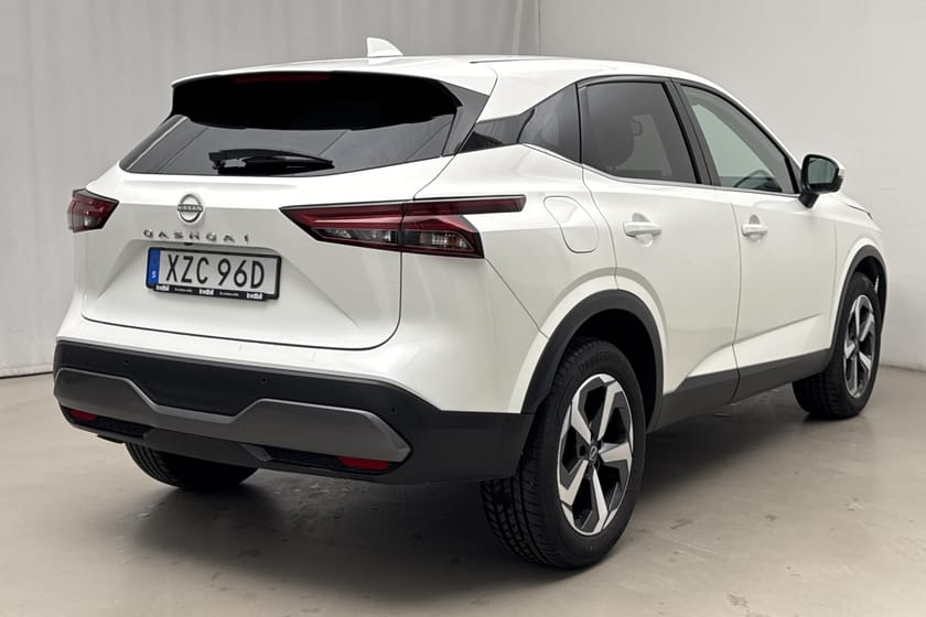 Bild 3 av Nissan Qashqai 1.3 MHEV (158hk) 360 kamera