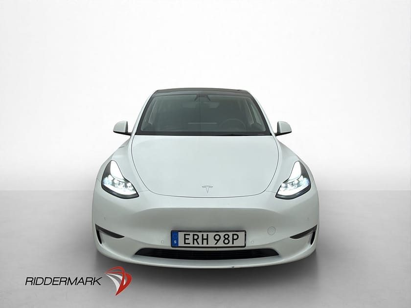 Bild 3 av Tesla Model Y Long Range AWD Svensksåld Panorama MOMS