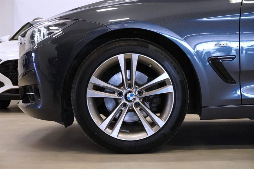 Bild 2 av BMW 320d xDrive GT Sport Line Pano H K 190hk