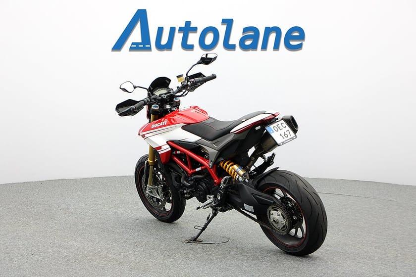 Bild 3 av Ducati Hypermotard 939 SP* Öhlins fram & bak, Termignoni ljuddämpare