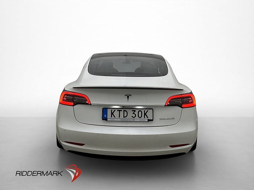Bild 4 av Tesla Model 3 Performance AWD Ljus Interiör Pano B-Kamera AP