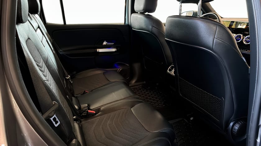 Bild 5 av Mercedes-Benz EQB 300 4MATIC Adaptiv B-Kamera AWD