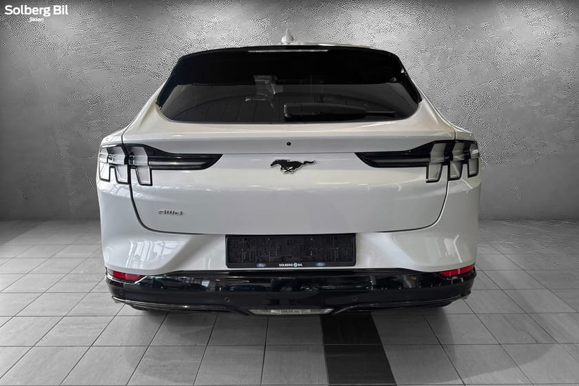 Bilde 5 av Ford Mustang Mach-E Standard Range AWD AWD/ Hengerfeste/ Adaptiv Cruise/ Ryggekamera
