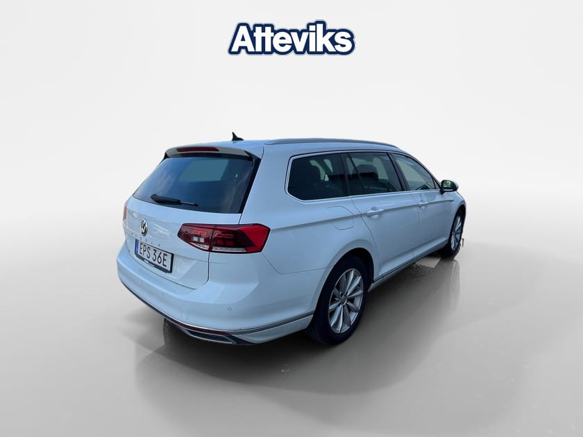 Bild 3 av Volkswagen Passat Sportscombi GTE 1.4 TSI *Dragpaket/Backkamera*