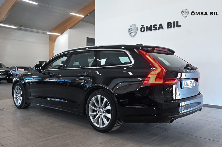 Bild 5 av Volvo V90 D4 AWD Momentum Navi Värmare Drag 190hk
