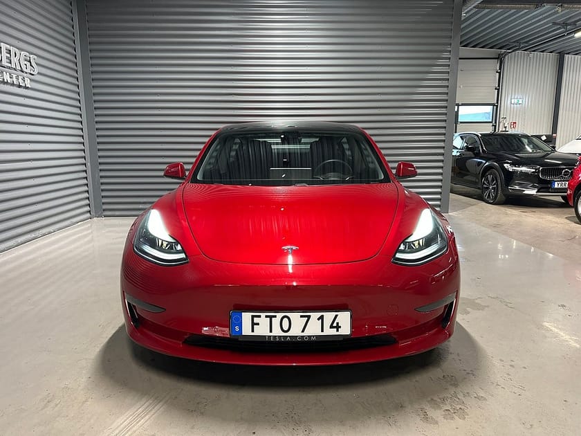 Bild 2 av Tesla Model 3 Long Range AWD