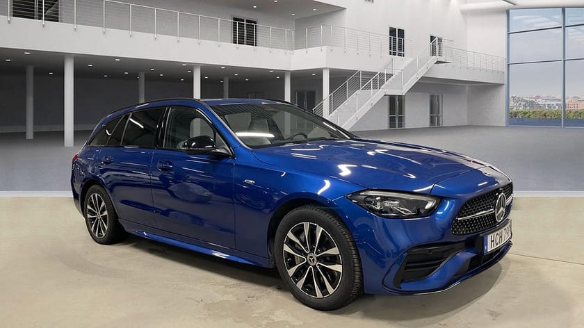Bild 2 av Mercedes-Benz C 300 T e C300 e, AMG Line, Drag, Burmester, Nightpackage, 360
